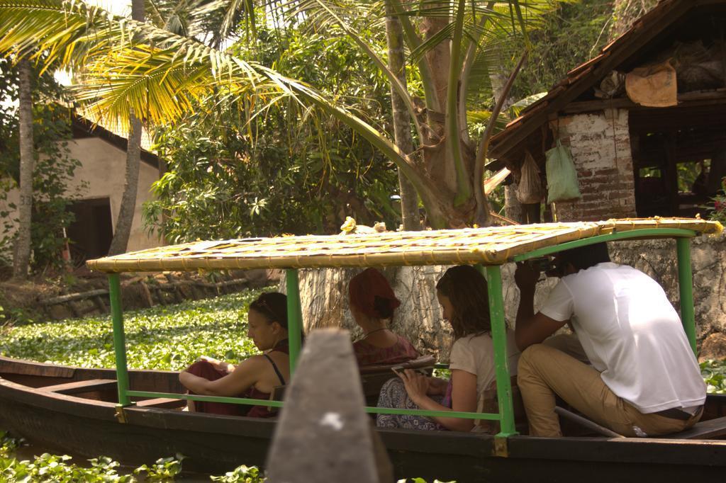 Thoms Beach Homestay Alappuzha Zewnętrze zdjęcie