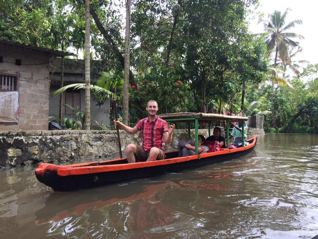 Thoms Beach Homestay Alappuzha Zewnętrze zdjęcie